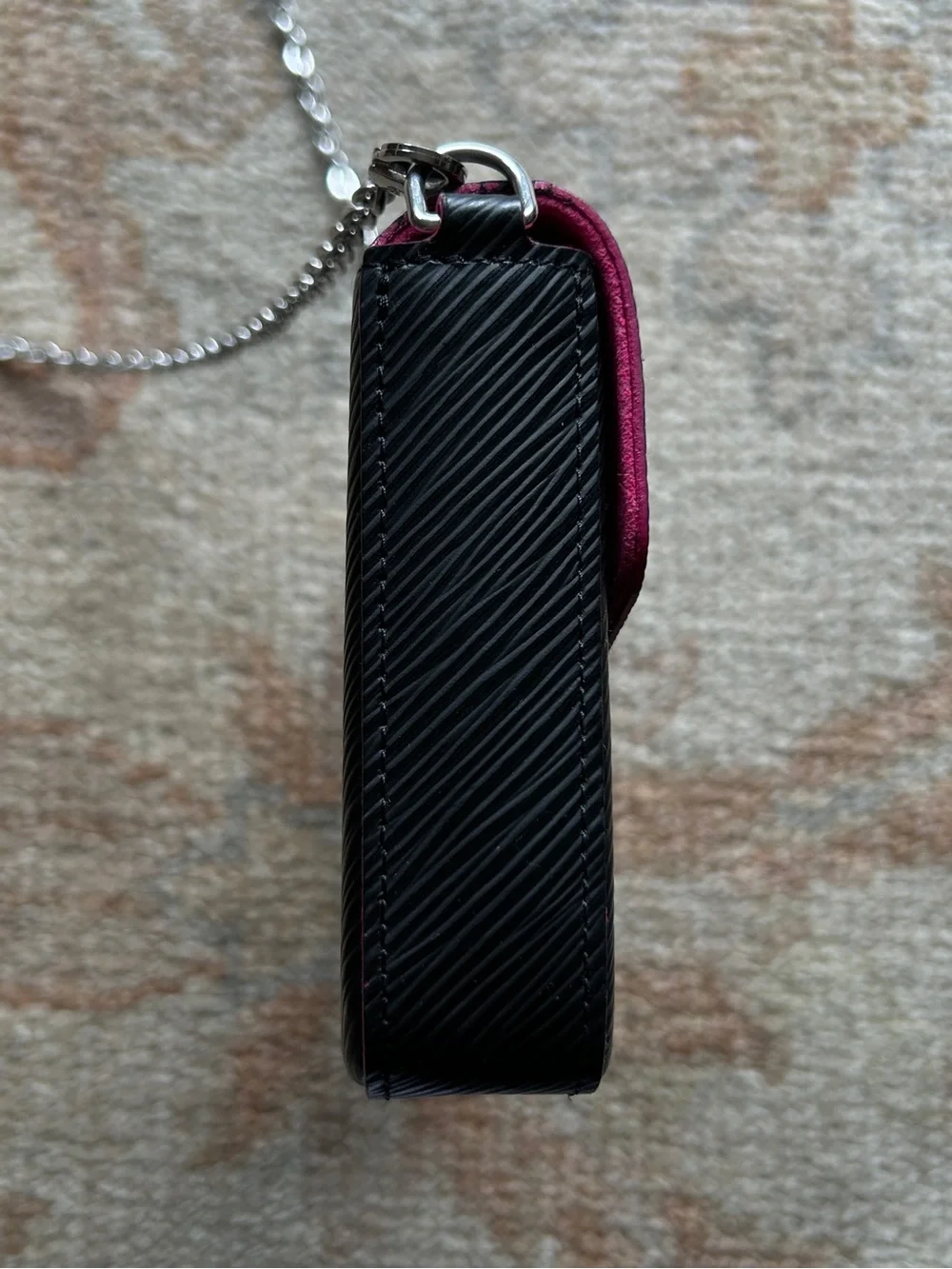 Black Louis Vuitton Shoulder Bag with Hot Pink Interior Card Cash Pouch Inserts - Picture 5 of 16